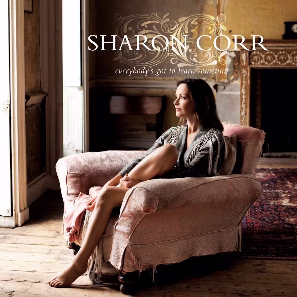 Cuando Sharon Corr y Sade eligieron Madrid 2 Sharon Corr presentó su primer disco en solitario, Dream of You, con la canción Everybody's Got to Learn Sometime en el Hotel Villa Real de Madrid en octubre de 2010. El sencillo tuvo un remix especial para España en 2011 y la artista reside actualmente en Madrid.